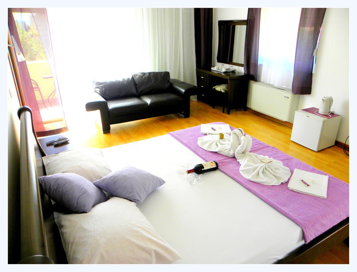 Maslina 3* Budva